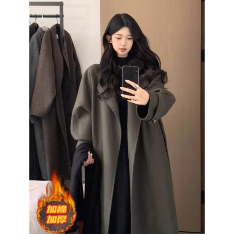 Black Woolen Coat for Women, Autumn and Winter Atmosphere, Woolen Coat Feeling Medium and Long