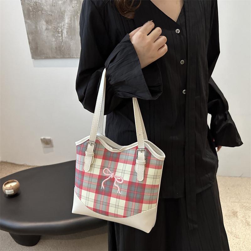 Chic Korean Style Plaid Women's Tote Bag For Summer 2024 Perfect For Everyday Use