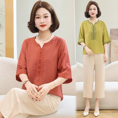Mom's Embroidered Summer T-Shirt - Plus Size Short Sleeve Top for Middle-Aged and Older Women