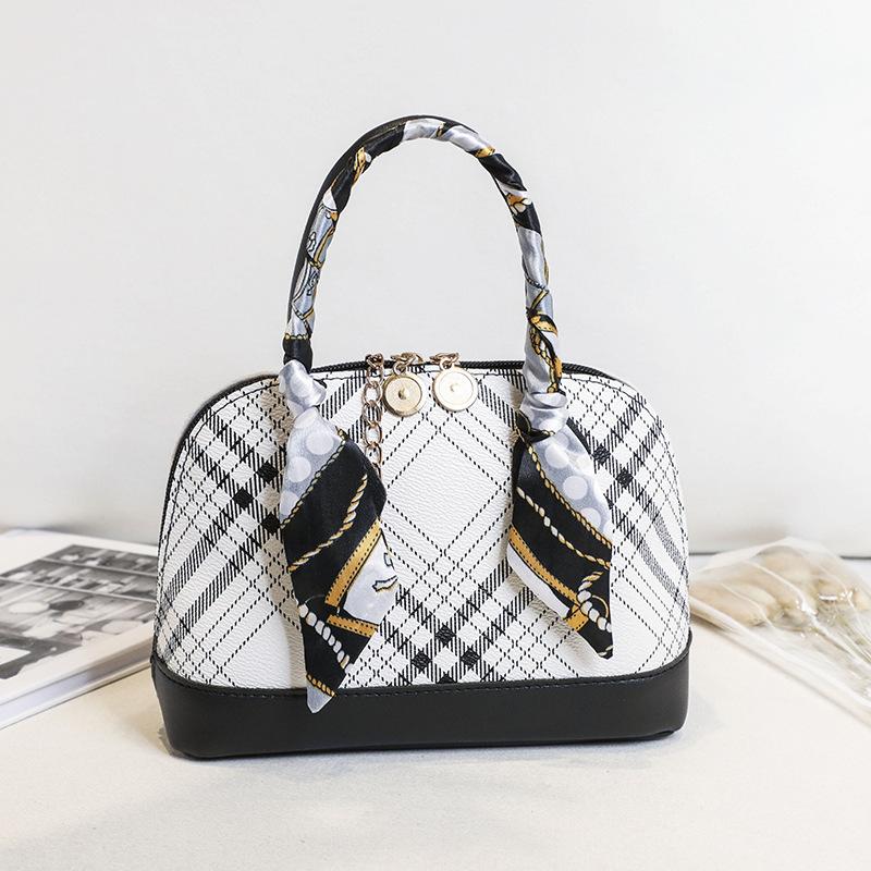 New Printed Shell Bag Women's Bag Women's Messenger Bag Handbag a Small Bag Mobile Phone Bag