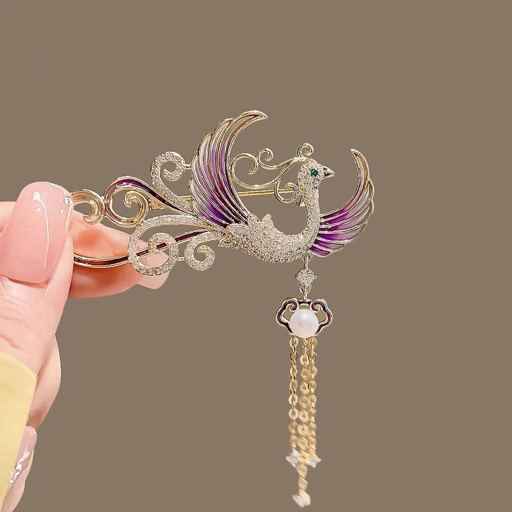 Sunward Growth Sunflower Brooch: Elegant Women's Corsage Pin for College Entrance Suits