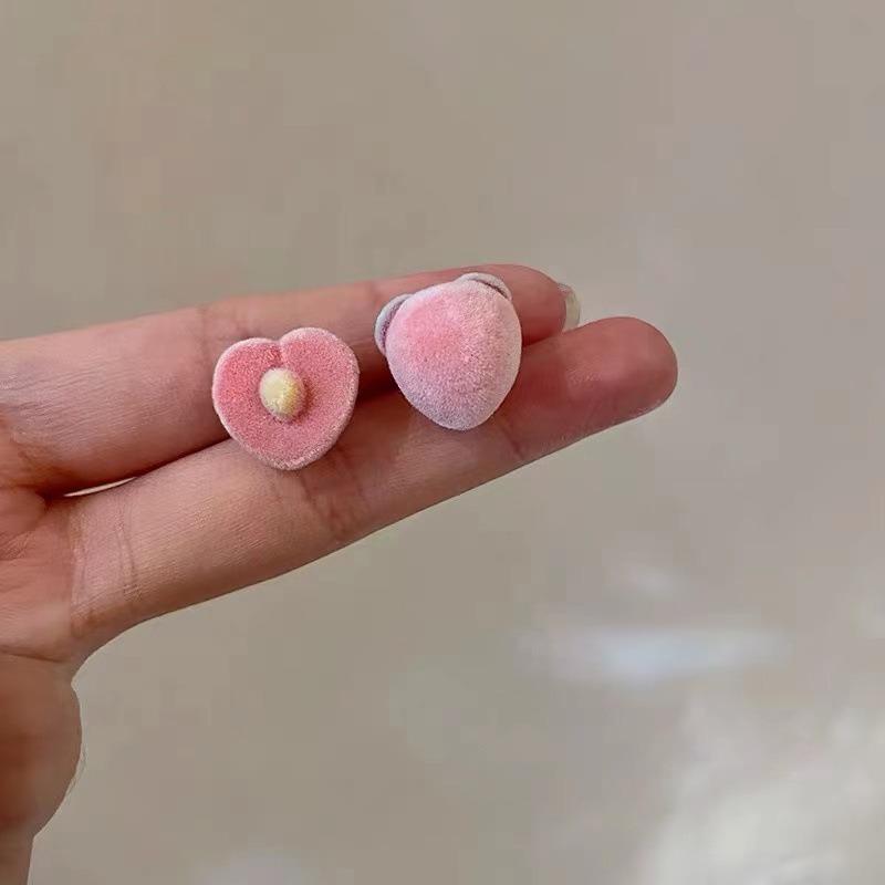 Asymmetrical Peach Stud Earrings New Silver Peach Earrings Autumn and Winter Niche Design Temperament Earrings