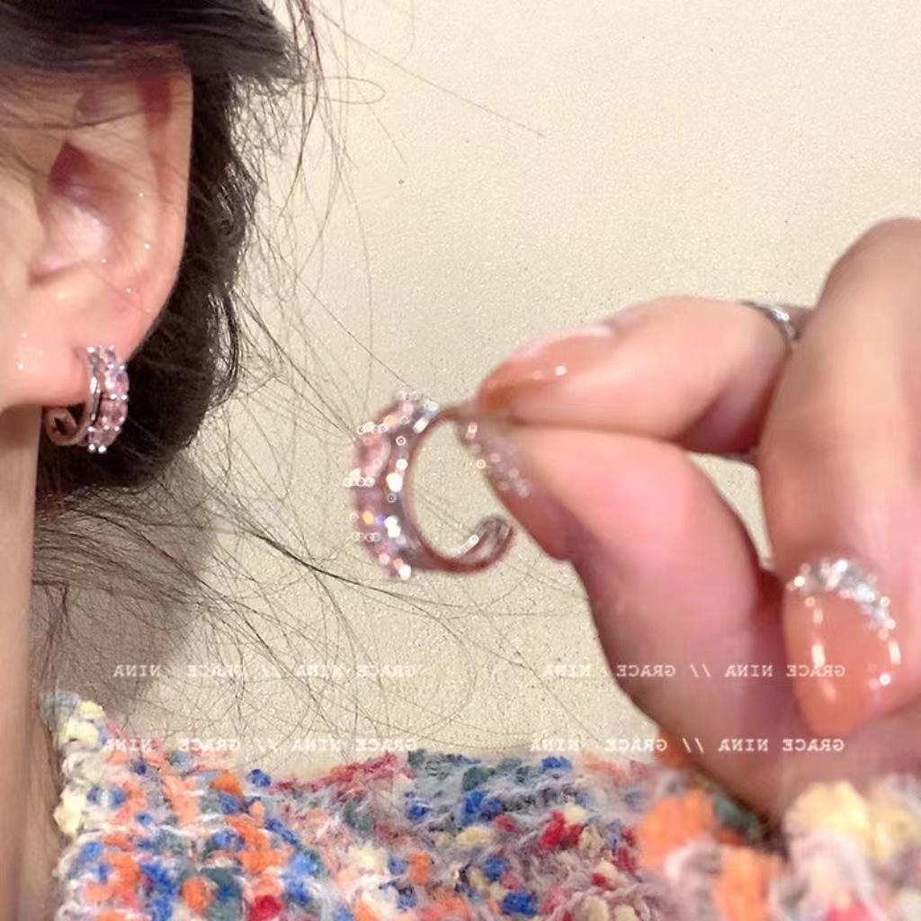 S925 Silver Needle Pearl Flower Stud Earrings - High-End Retro Jewelry for Autumn/Winter