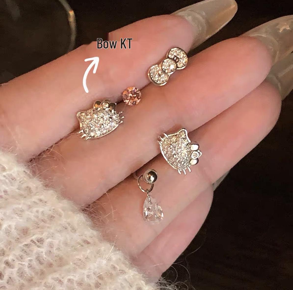 Kitty Zircon Diamond Cat Ear Screw Back Ear Cuff: Japanese  Korean Water Drop Horseshoe Ring, Versatile Sweet Cool Style. Cute Kitty Cat Ear Stud (Single)