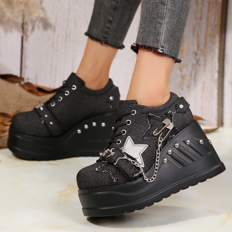Fashion Women Sneakers Platform Rivet Chain Decoration Pumps Women Gothic Punk Wedges Shoes Mary Janes Lolita Shoes Zapatos De Mujer