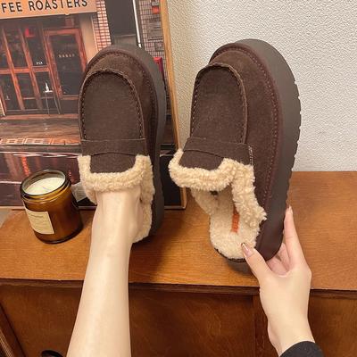Schuhe Frau 2024 Plüsch Hausschuhe für Erwachsene Winterschuhe Med Plateau Pantofle Cover Toe Flock Pelz Flache Neue Stoff Shearling