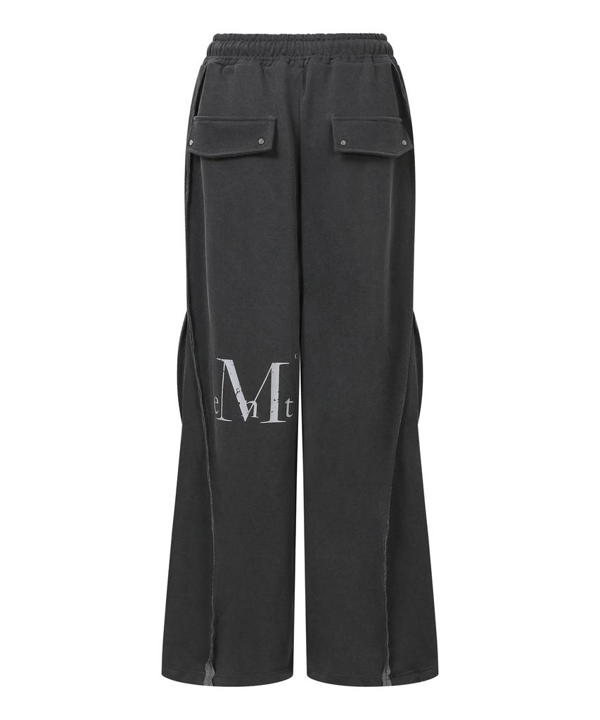 MUCENT Locke Setup Metal Logo Cutoff Pigment Sweatpants Unisex
