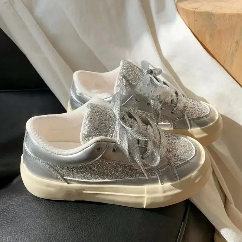 Fashion Summer Women's Bling Low Top Sneakers New Lace Up Increase Height Platform Shoes for Women Outdoor Women's Casual Walking Shoes