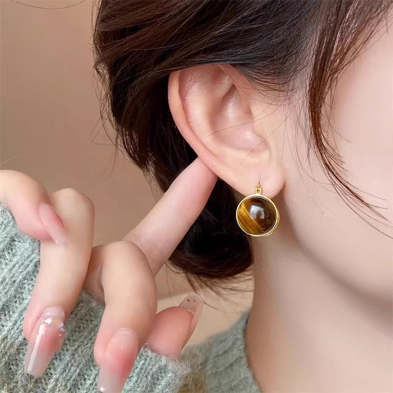 Tiger Eye Melanin Chestnut Caramel Earrings - Luxurious Fall/Winter Retro Ear Clips for Women