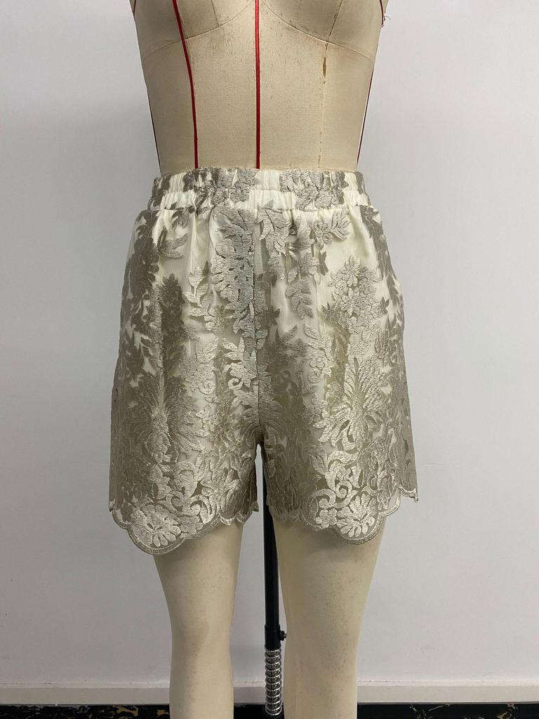 Shorts de Encaje Bordado de Cintura Alta Estilo Francés de Lujo Ligero Verano 2026