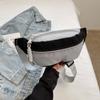 Contrast color breast bag women's casual simple messenger bag female student sports mobile phone fanny pack men