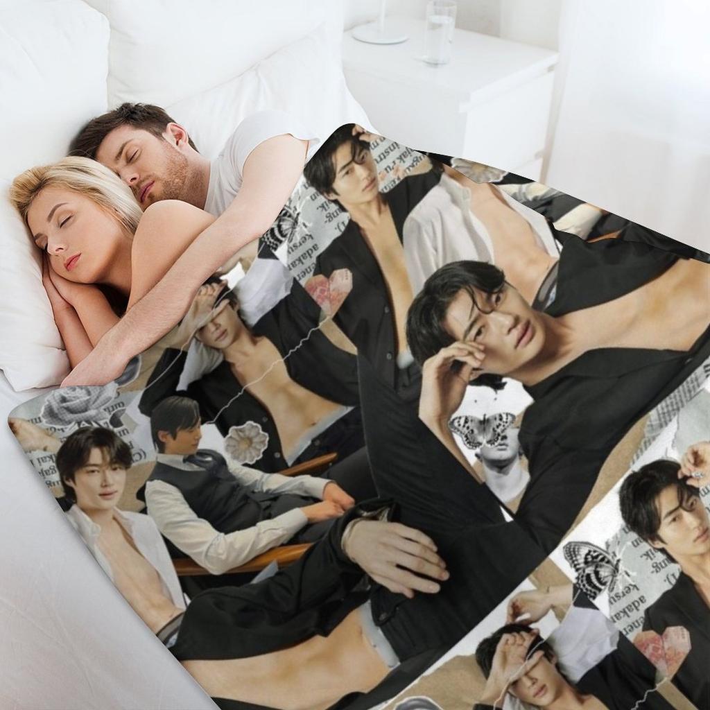 Byeon Woo-seok Throw Blanket Hair Sofa Furrys wednesday Blankets