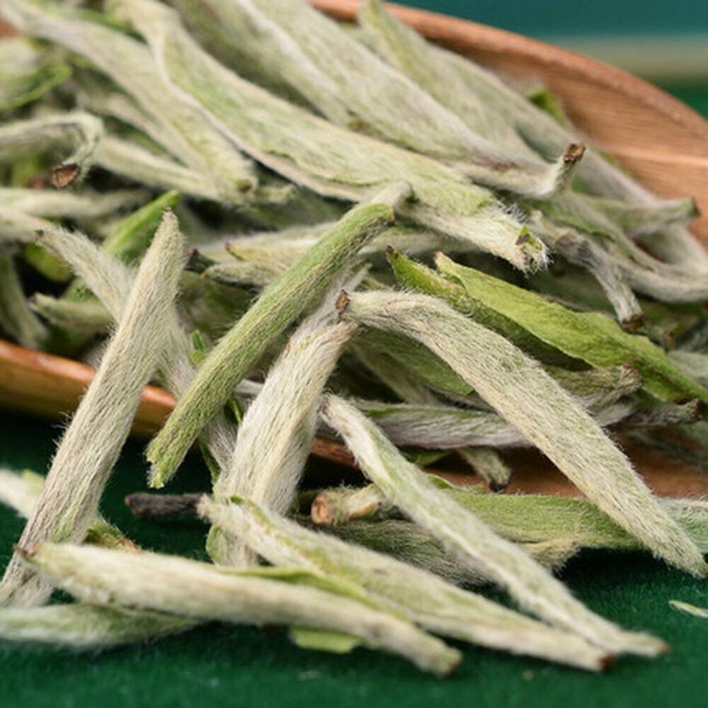 50g Natural Premium Silver Needle White Tea Herbal Energy Tea for Men Women Gift Pack