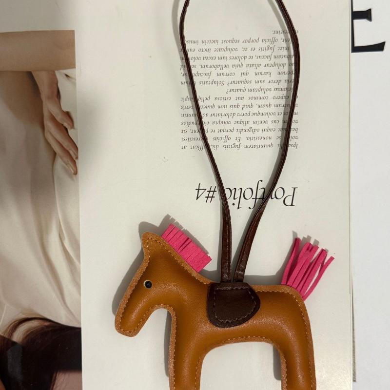 Mode PU Leder Mini Pony Anhänger Damen Tasche Hängende Dekoration Zubehör Cartoon Pferd Schlüsselanhänger Auto Schlüsselanhänger Geburtstagsgeschenk