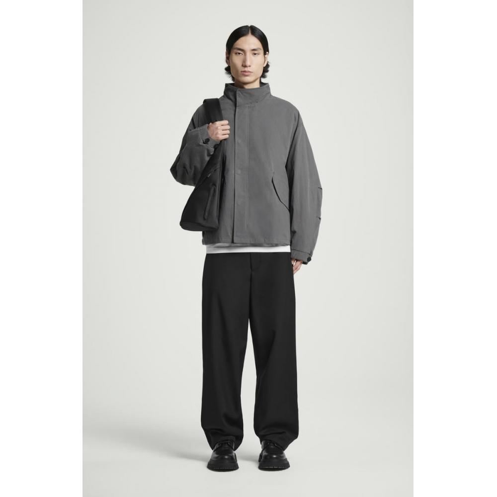 

Cos Japan Sling Crossbody Bag Nylon Black/NOSIZE