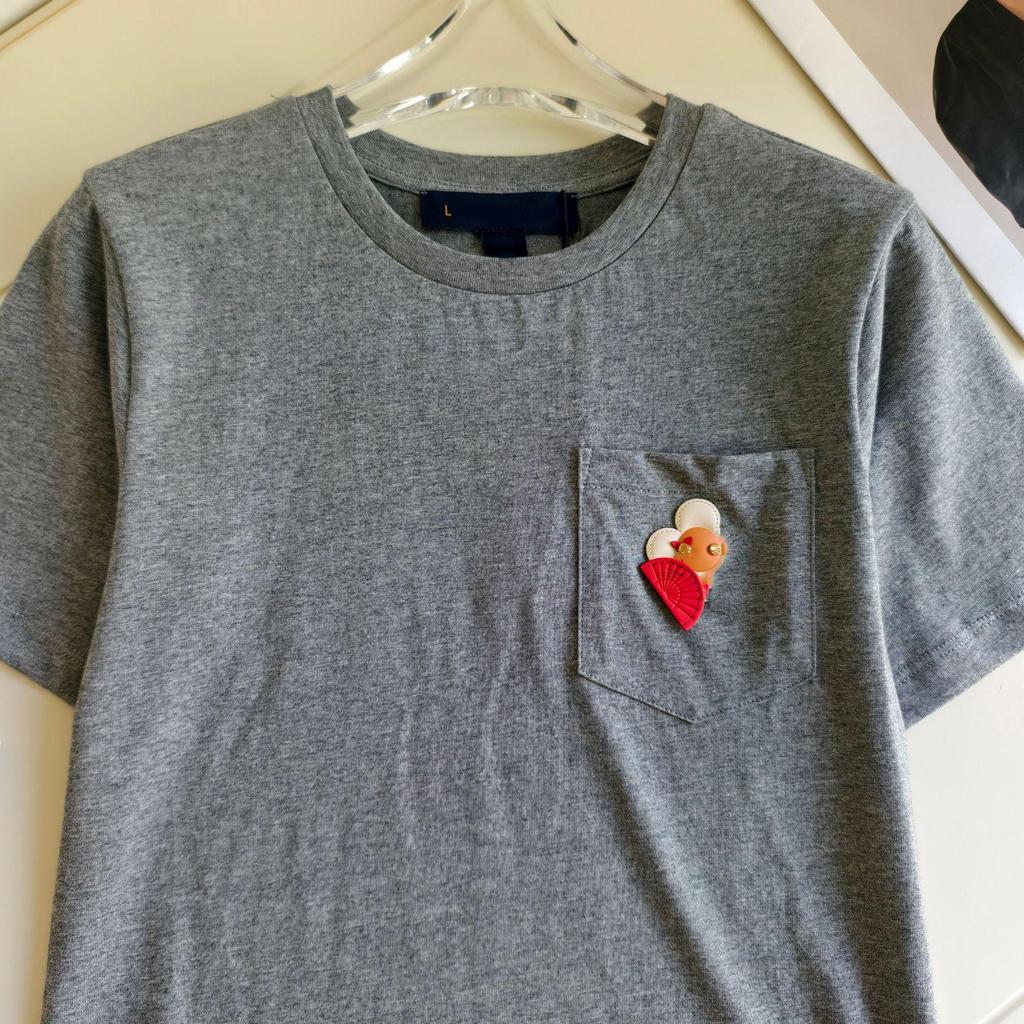 High Quality Donkey Embroidered Floral Round Neck Short Sleeve Women's T-shirt
