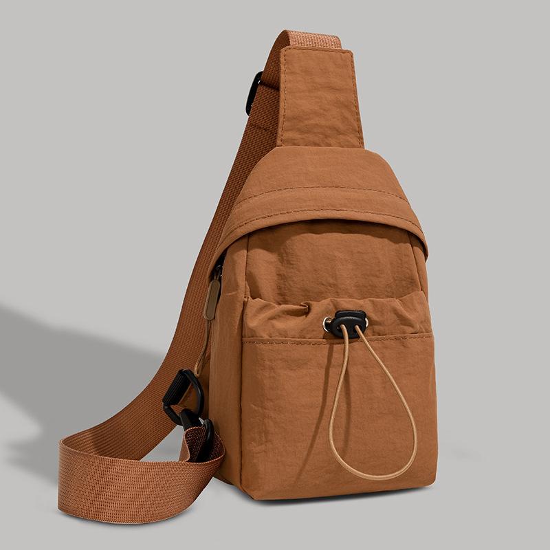 Casual Fashion Shoulder Messenger Bag Women's New Versatile Simple Sports Small Bag Niche Breast Bag