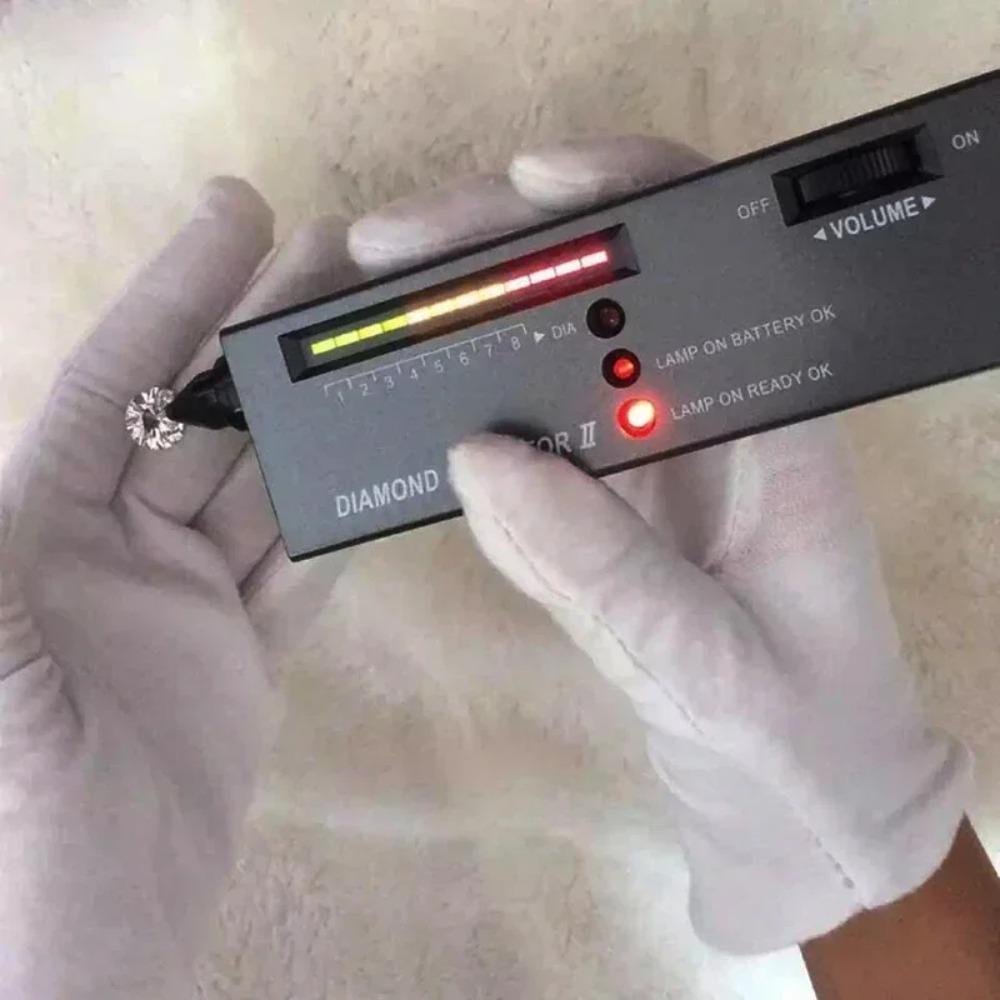 Luxury Solid Platinum PT950 1 Karat Moissanite Diamond Pendant Necklace Women S Crown Pendant Clavicle Chain