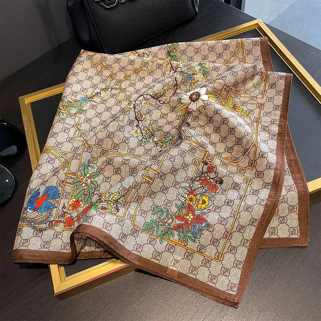 1116 Summer a Variety of Hot-selling Classic Versatile Polka Dot Floral Printing Silk Scarf Thin Sunscreen Silk Cotton Square Scarf