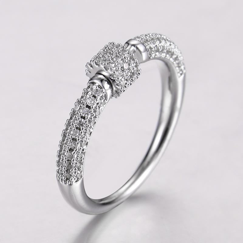 Kenjie Women's Retro Zircon-Inlaid Korean Ring, Exaggerated & Elegant with Exquisite Color Retention