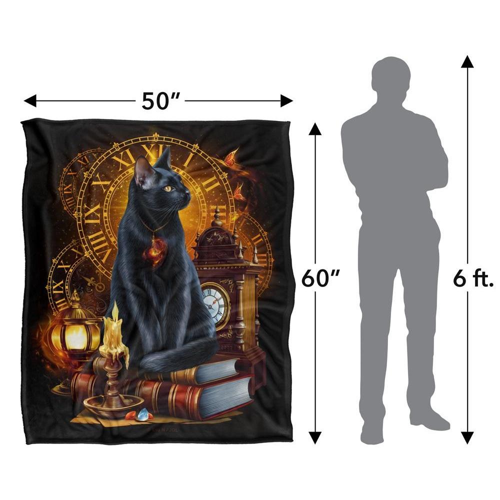 JQ Licensing En Silky Black Cat Supersoft Blanket