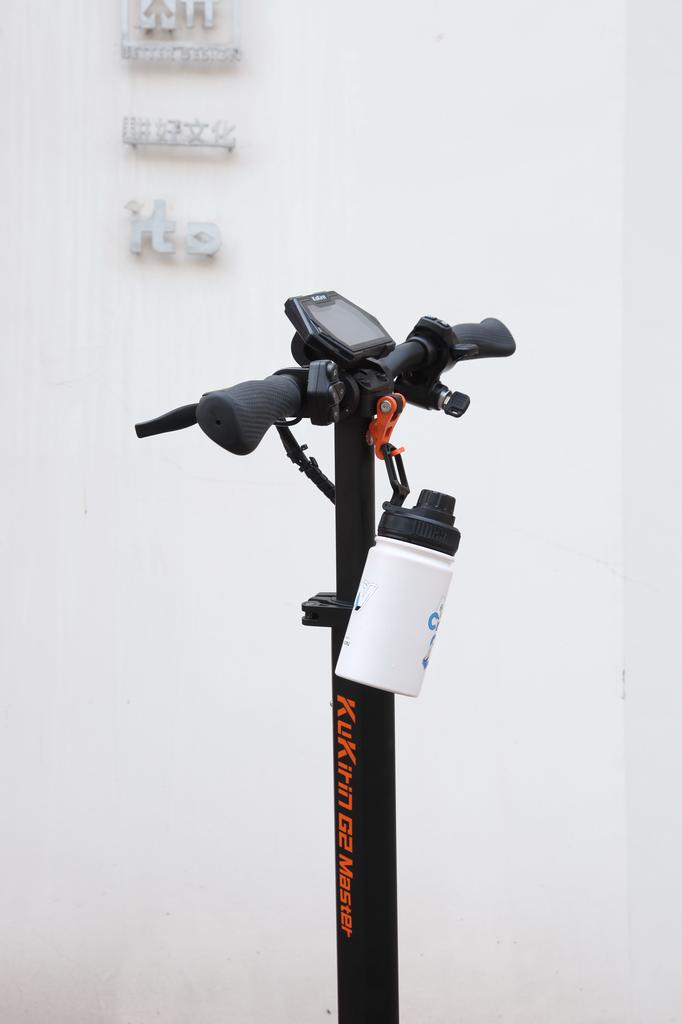 KuKirin G2 MASTER 2025 Electric Scooter: 1000W*2, 52V 20.8Ah, 60km/h, 70km Range - Hydraulic Suspension and Foldable AWD Commuter Vehicle