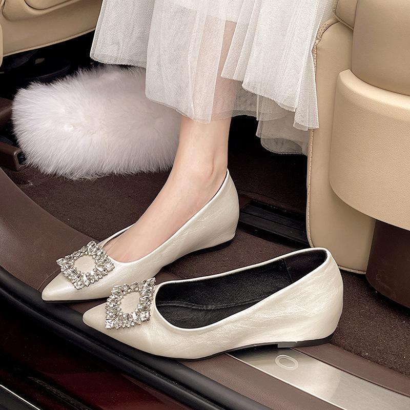 French rhinestone tip inner height increase flat-soled single shoes women's 2025 new shallow mouth one-pedal Mary Jane shoes evening shoes