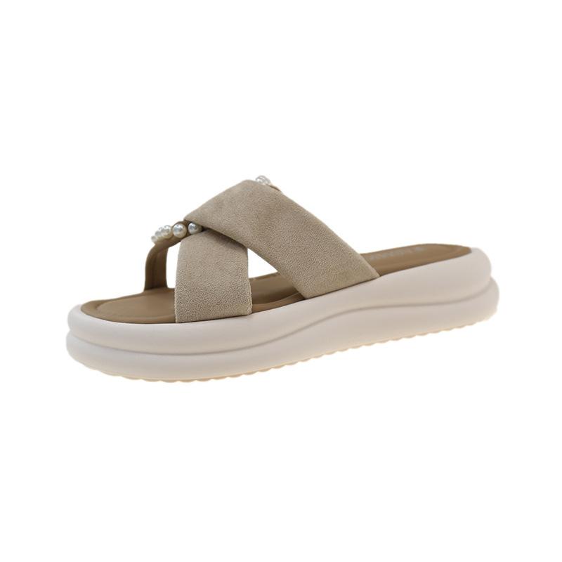 

Muffin platform slippers female new Guochao pearl cross fashion outer wear fairy style word with skirt beach cool slippers 35