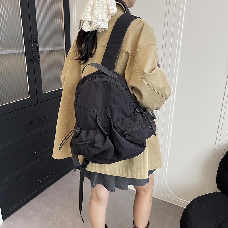 Japan and South Korea Leisure Travel Girls' Pleated Backpack New Lightweight and Fashionable Large Capacity Drawstring Backpack Student School Bag