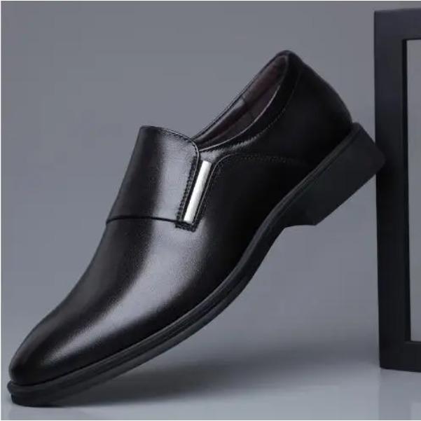 Autumn New Men's Dress Shoes Men's British Business Soft Leather Pointed Youth Leather Shoes White Single Wedding Shoes M973