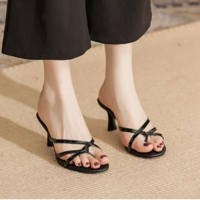 Mode Neue Runde Zehen Sexy Übergröße Zehenclip High Heel Pantoletten Sommer Leicht/elegant/bequem Damen Schlanker Absatz Pantoletten