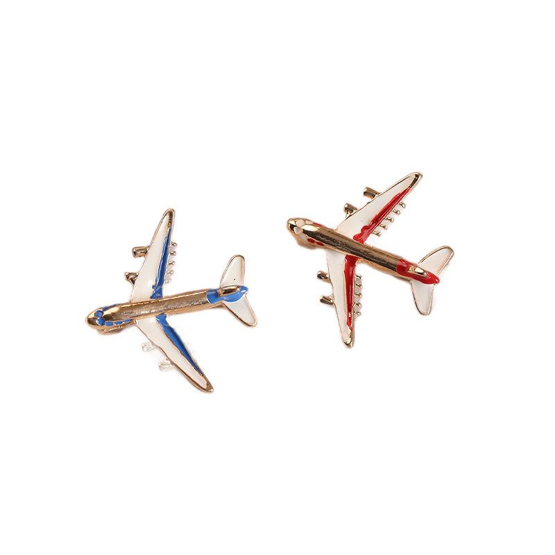 Alloy Oil-dripping Aircraft Brooch, High-end, Niche Design, Light Luxury Brooch, Suit Accessory, Corsage