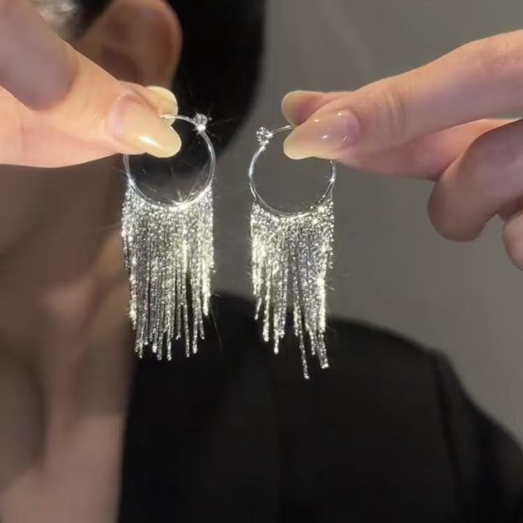 2024 Trendy Luxury Tassel Earrings – Simple, Versatile Bestseller for Women