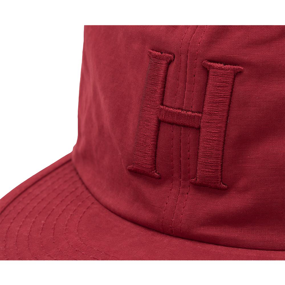 Haedeulaebseu Unisex H Embossed 6-Panel Red