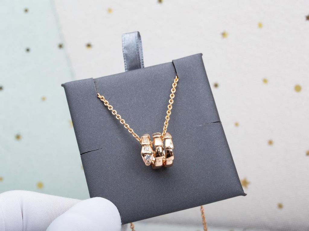 2025 Luxe V Zlatý náhrdelník na klíční kost s lebkou a hadí hlavou s diamanty - Styl celebrit
