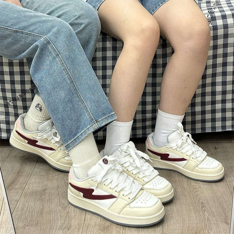 Niche White and Black Couple Bread Shoes Women's Ins Autumn New Student Versatile Casual Board Shoes