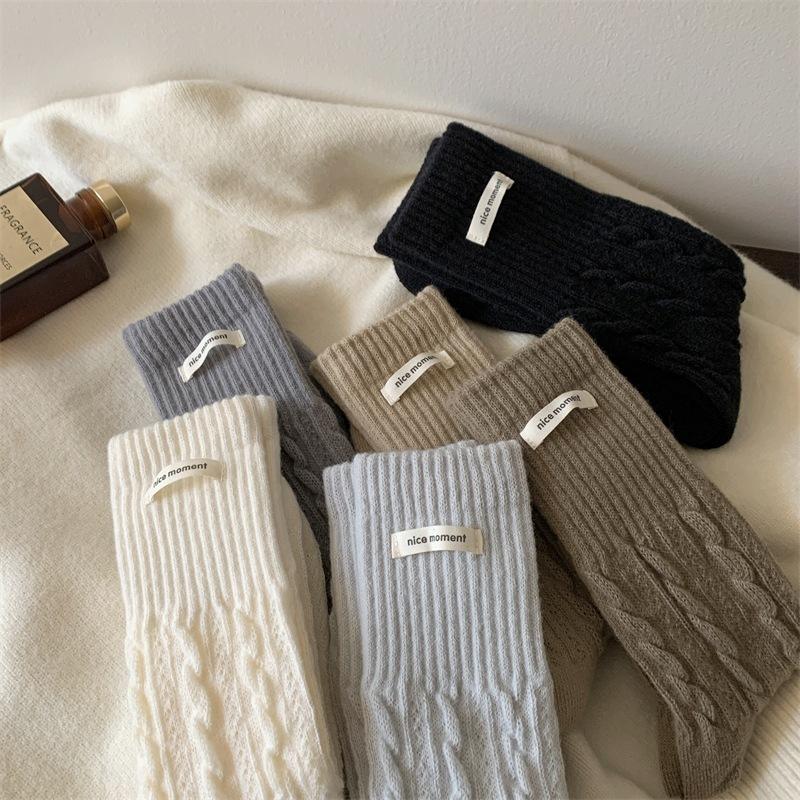 Women's Autumn and Winter Style Thick Plush Warm Twist Cloth Standard Wool Sleep Long Pile Socks