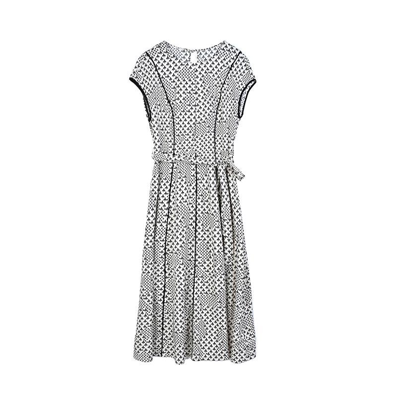 Chic Round Neckline Long Dress with Vintage Floral Print for Women