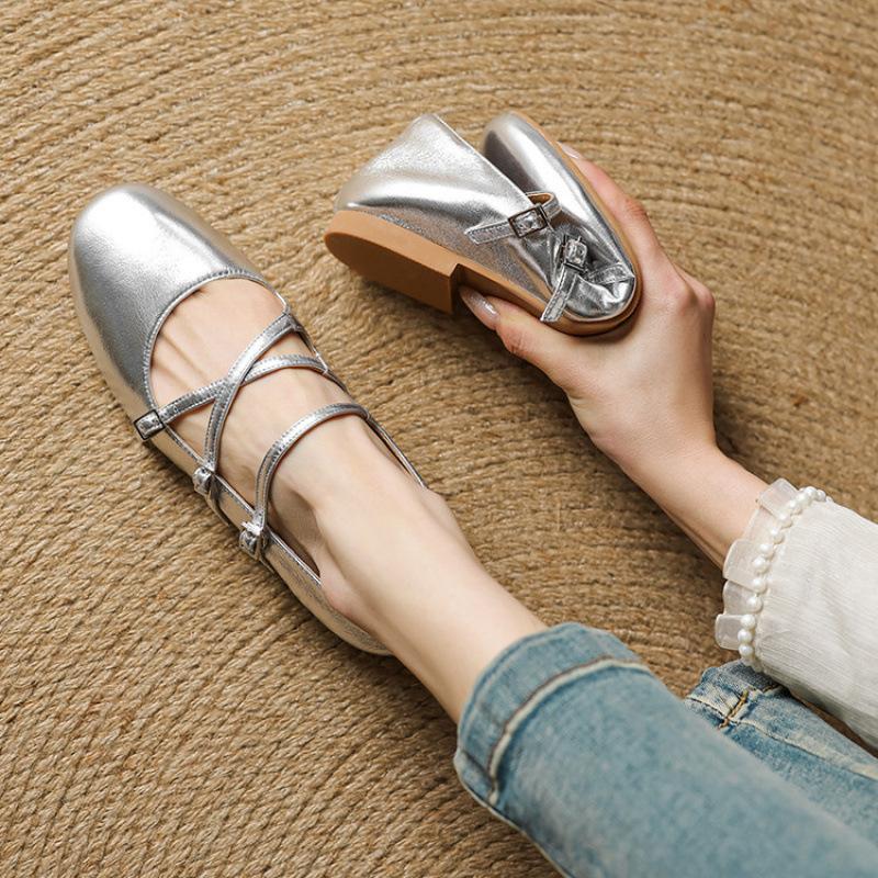 

French casual women s single shoes retro round head Mary Jane spring summer new light mouth flat heel soft sole solid color commuting 40 серебряный