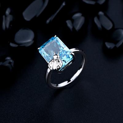 Kadınlar için Moda 10*14MM Akuamarin Yüksek Karbonlu Pırlanta Yüzük Nişan Yıldönümü Hediyesi 925 Ayar Gümüş Takı