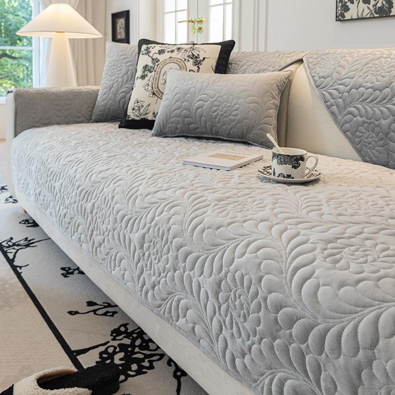 

Высококачественная легкая роскошная плюшевая подушка для дивана с перьями, универсальный нескользящий чехол для дивана на четыре сезона, коврик для полотенец 70*70cm