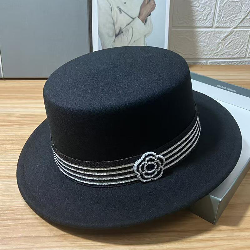 Striped Rhinestone Chain Imitation Wool Flat Top Hat Women's Winter Light Luxury Elegant Retro Top Hat Retro Versatile Temperament Felt