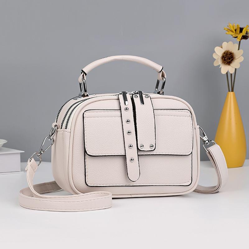 Women's Bag New Fashion Simple Large Capacity Portable Messenger Small Square Bag