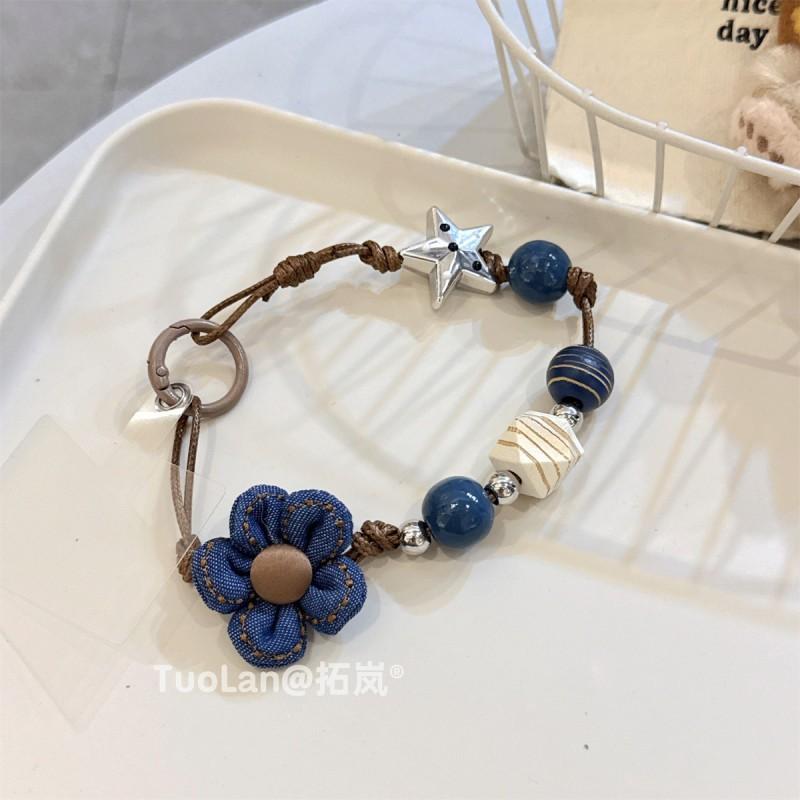 Tuolan Original Autumn Winter New Style Simple Niche Ins Handmade Bead Three-dimensional Retro Flower Phone Case Hanging Rope Short