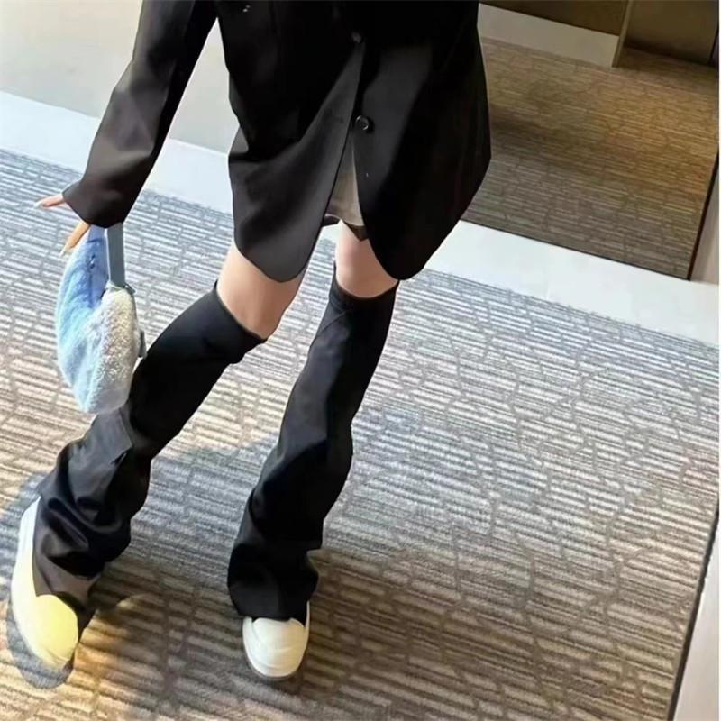 Avrupa ve Amerikan tarzı pantolon diz üstü çizmeler bahar 2025 yeni trend cep ince botlar çok yönlü dış giyim moda botlar