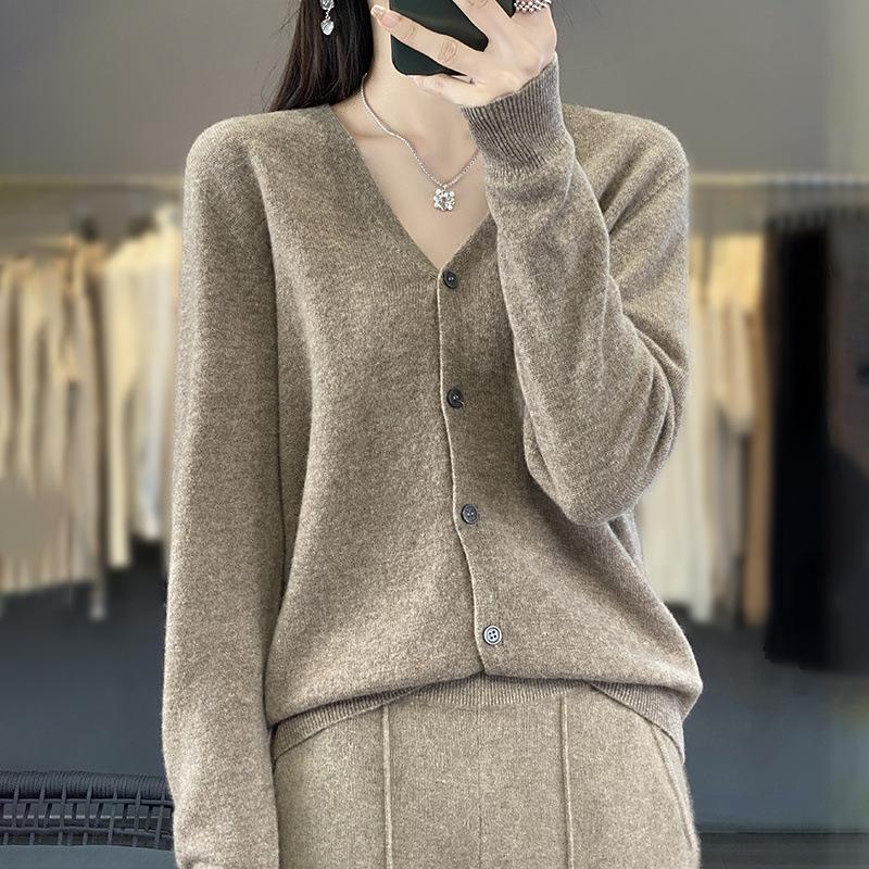 New V-neck Coat for Women In Autumn and Winter, Loose Knitted Sweater