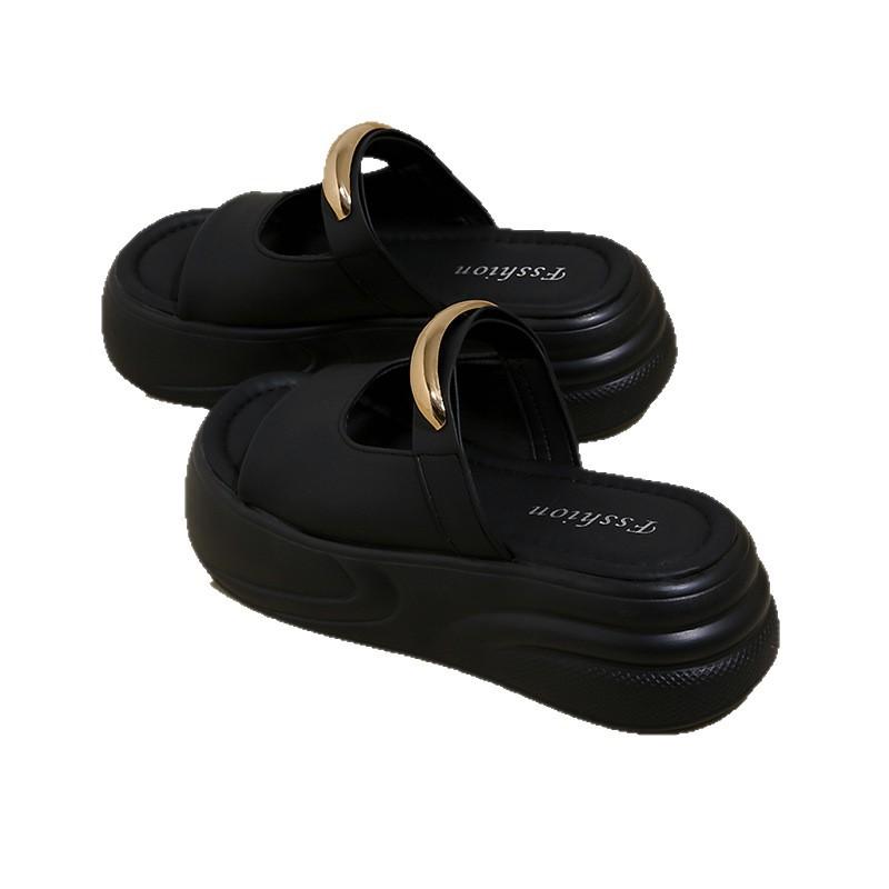 Thick-soled Slippers Women's Summer New Light Luxury 2025 Women's Shoes Cool Slippers Wear Retro Open-toed Muffin Bottom Slippers Women