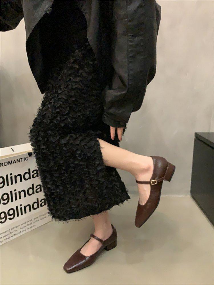 2025 New Autumn Korean Version of Fairy Thick Heel Mary Jane Small Leather Shoes French Evening Temperament Commuter Single Shoes Woman