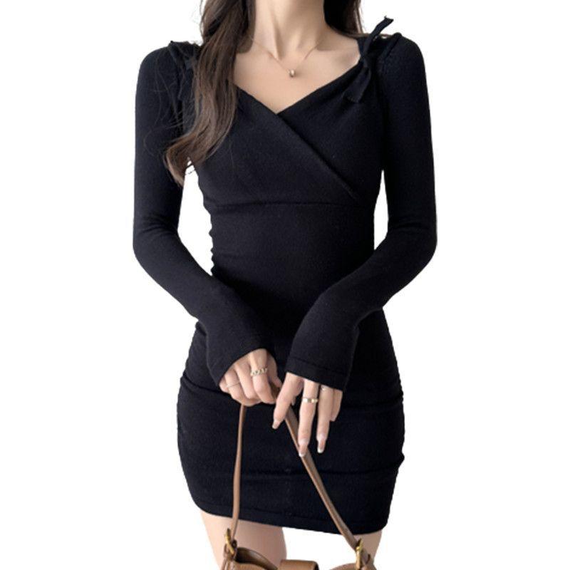 Fashion Sexy Spice Girl V-Neck Black Long Sleeve Dress Women's Spring New Slim and Skinny Inner Hip Wrap Skirt