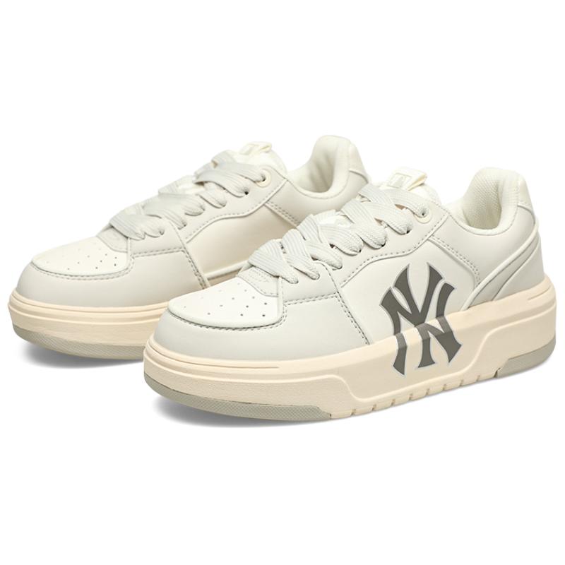 MLB Chunky Liner 24SS New York Yankees Slip Resistant Cushioning And Breathable Low top Skateboard Shoes Unisex Ivory Sneakers 3ASXCLB3N-50CRS